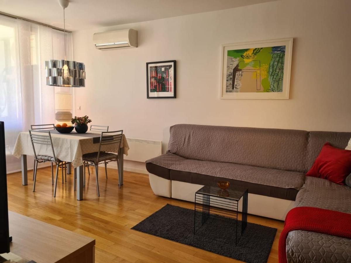 Apartment Vedrana Ровин Екстериор снимка